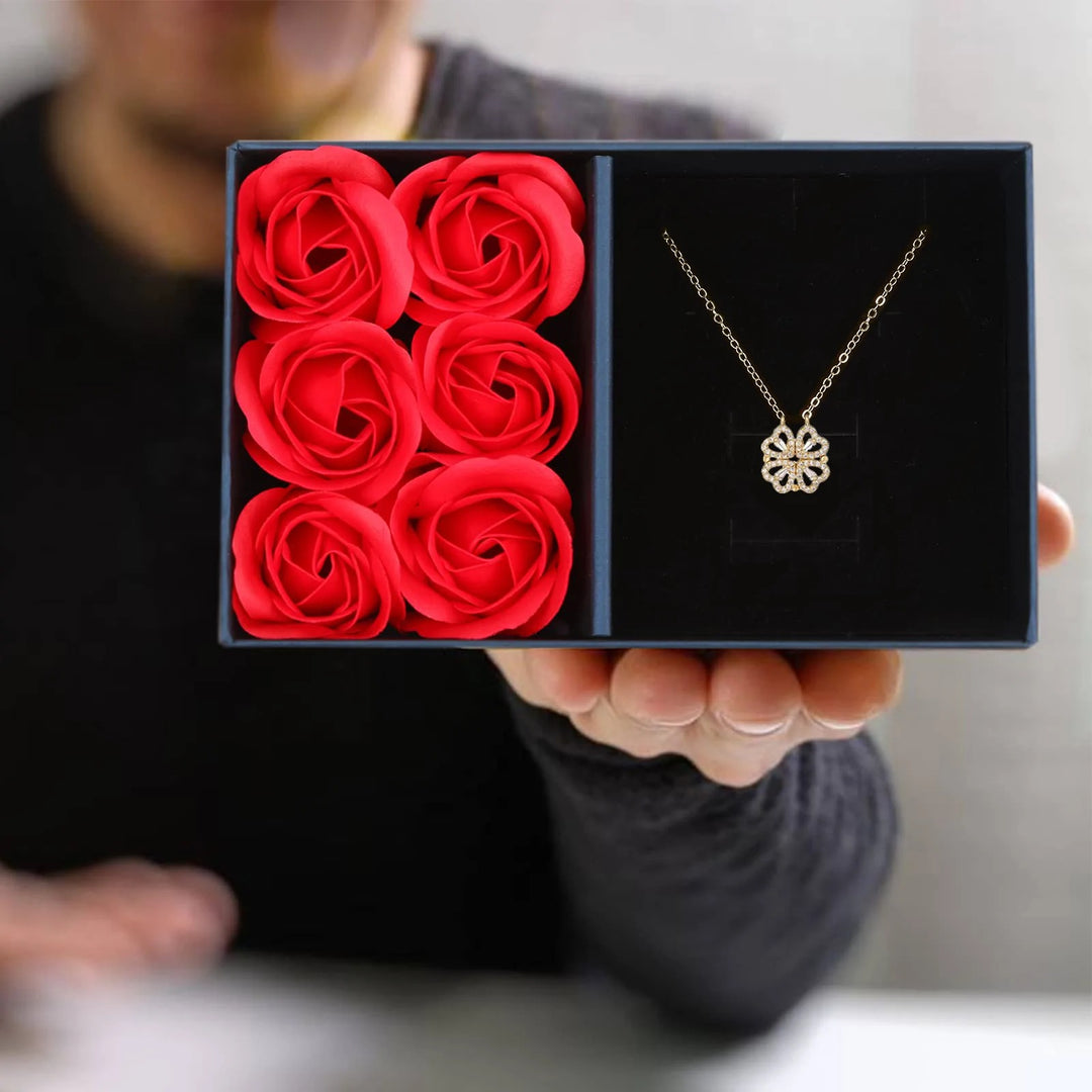 Clover Necklace w/ Rose Gift Box